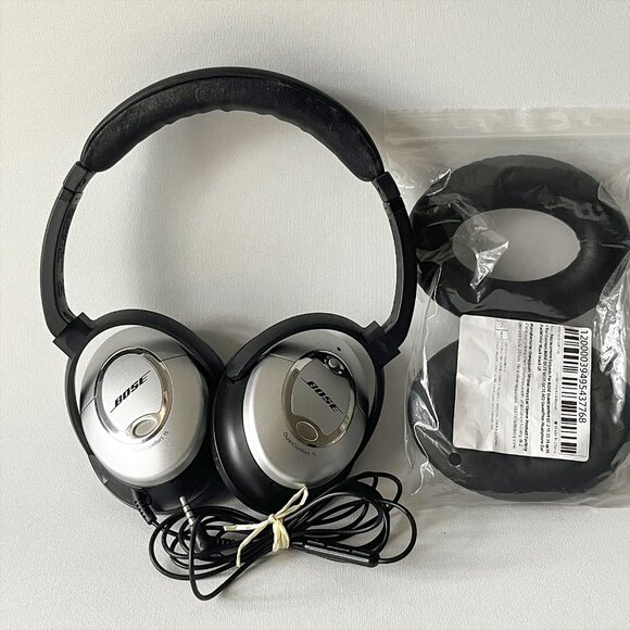 Bose QC15 QuietComfort Acoustic Noise Canceling Headphones with New Earpads - Picture 1 of 5